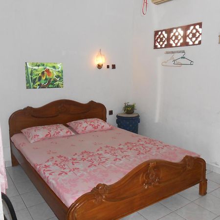 Fortuna Guest House Yogyakarta Exterior foto